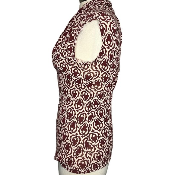 Banana Republic Women's Top Size Small Stretch Sleeveless V Neck Rusty Red and W - Picture 3 of 11